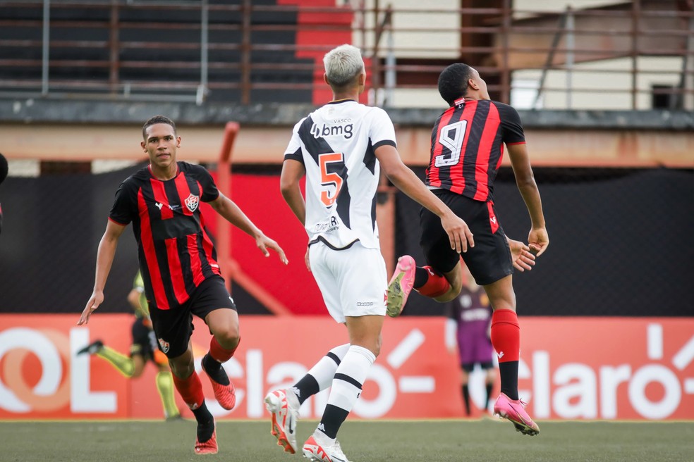 Vitória x Ibrachina: assista ao vivo ao jogo de hoje (15/01)