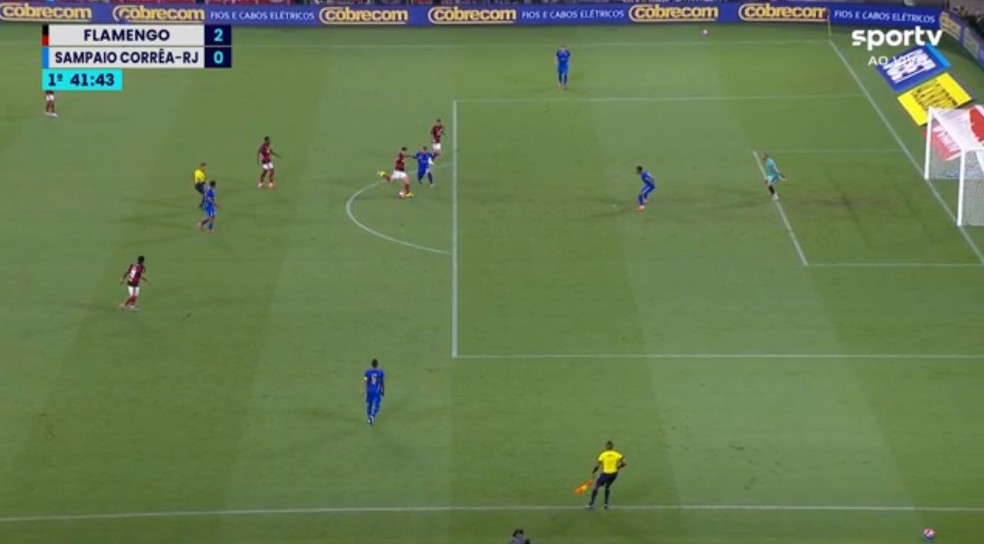 Chance perdida por Pedro em Flamengo x Sampaio Corr�a � Foto: Reprodu��o / sportv