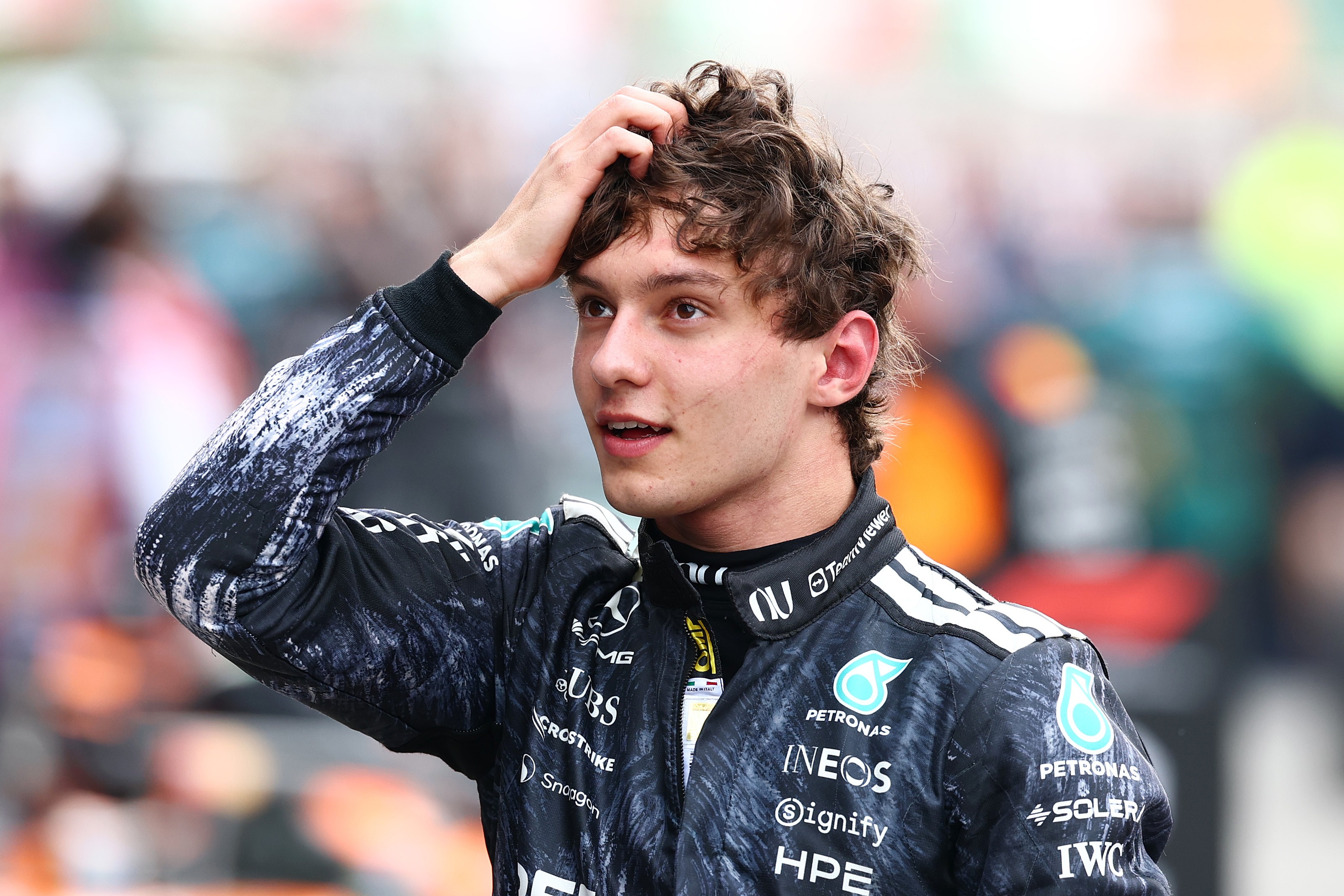 Conheça a trajetória de Antonelli, líder mais jovem da história da F1