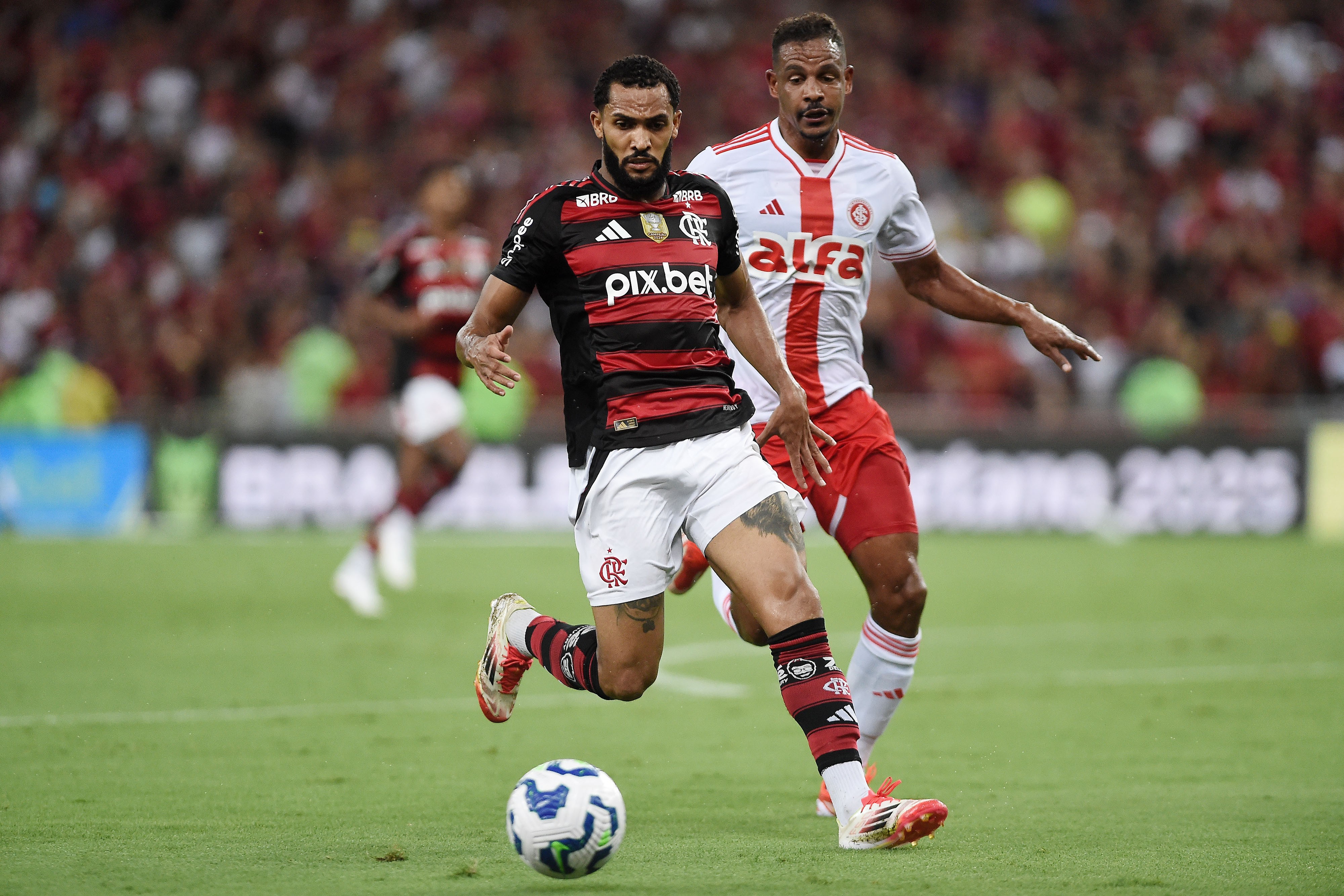 Inter impede evolução do Flamengo ao repetir falhas no Estadual.