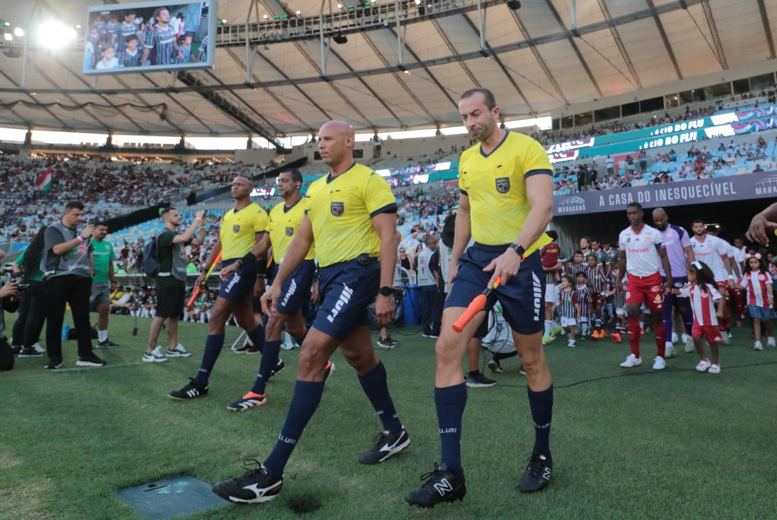 Árbitros das Semifinais do Campeonato Carioca Iniciam Concentração em Guaratiba