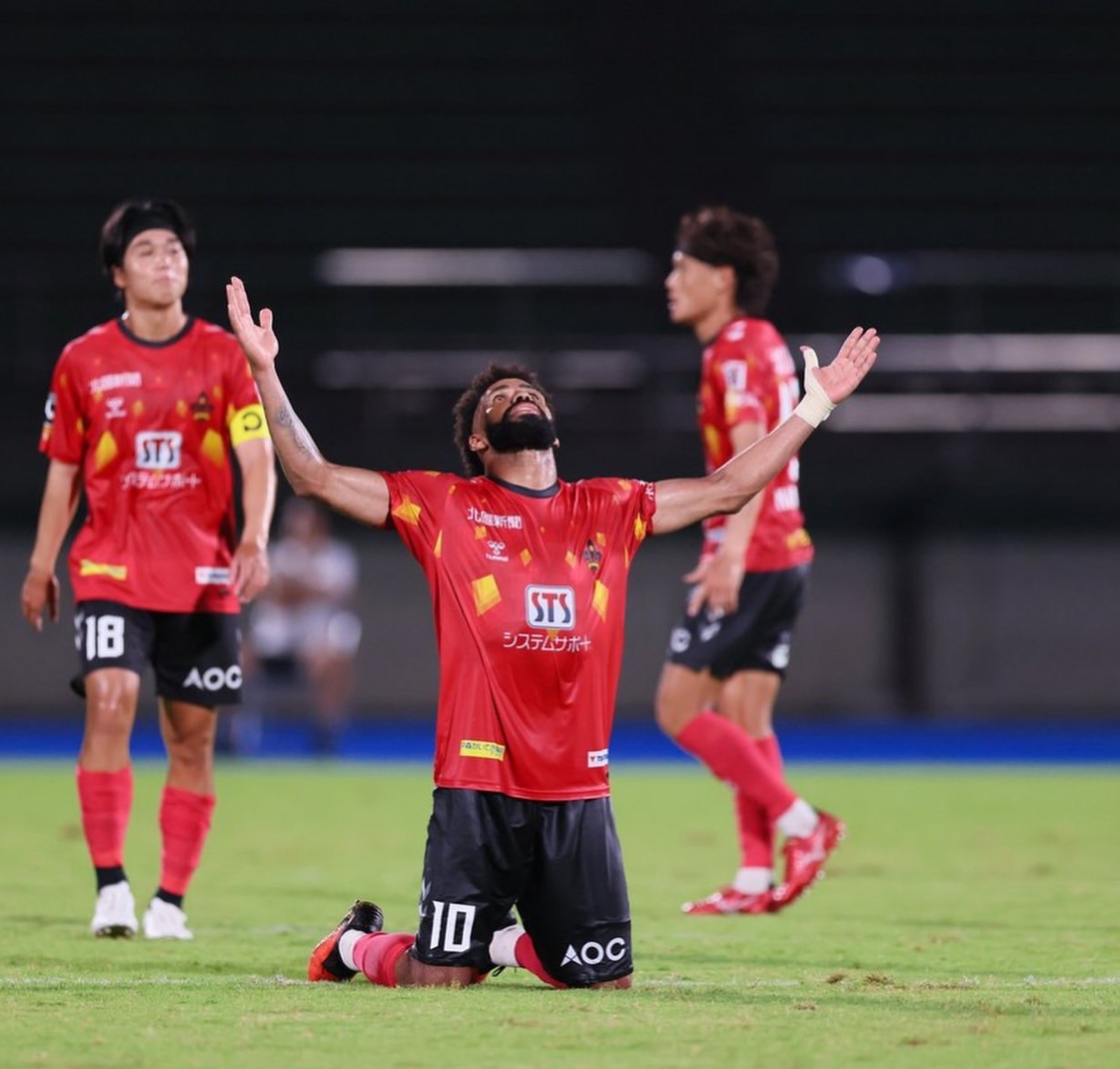 Patric marca e garante vitória do Zweigen Kanazawa no Japão