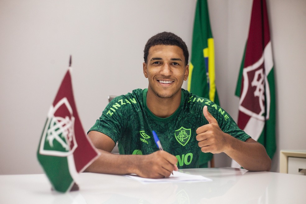 Kauã Elias do Fluminense — Foto: Lucas Merçon/Fluminense FC