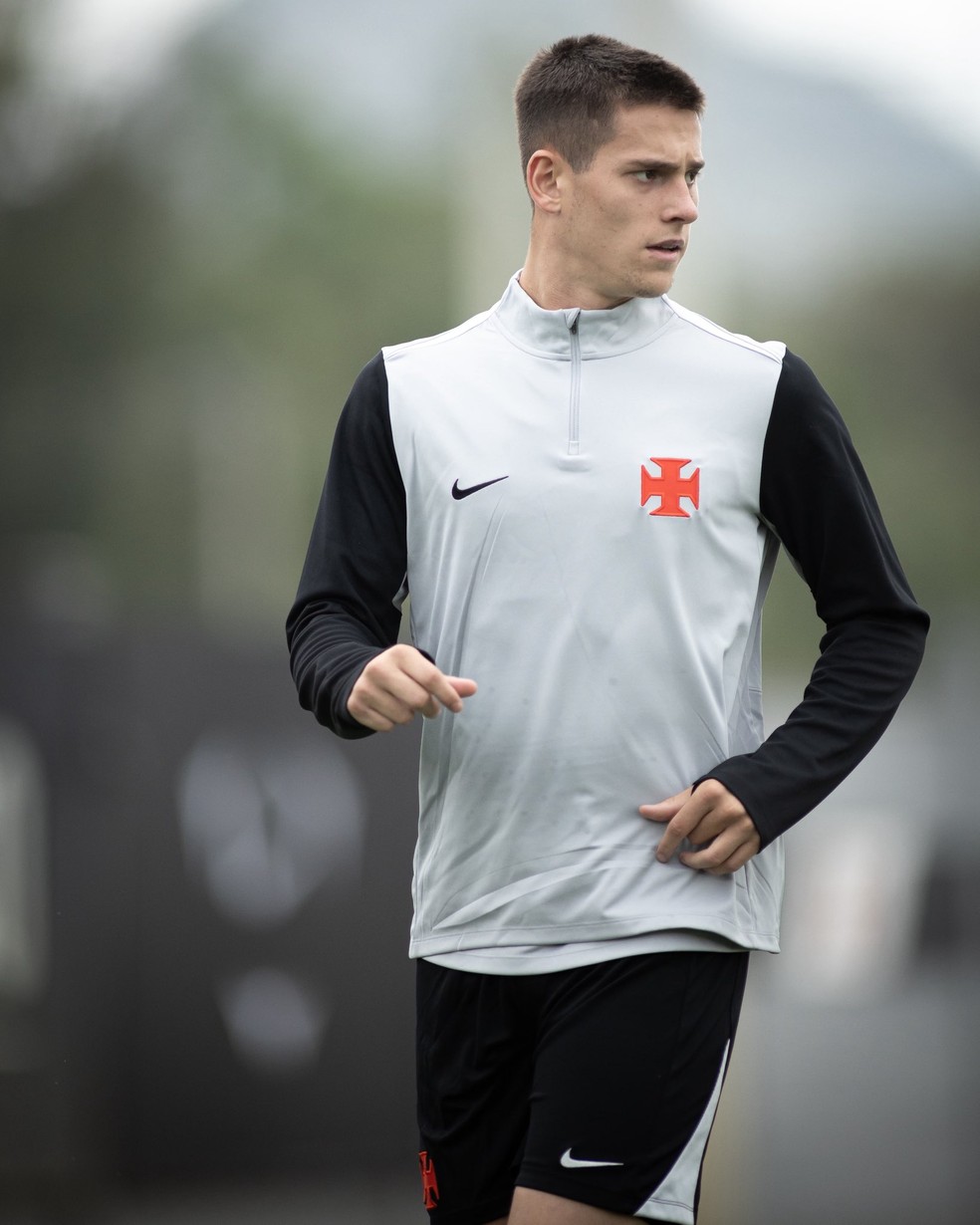 Estrella em treino do Vasco em 2026 — Foto: Matheus Lima/Vasco