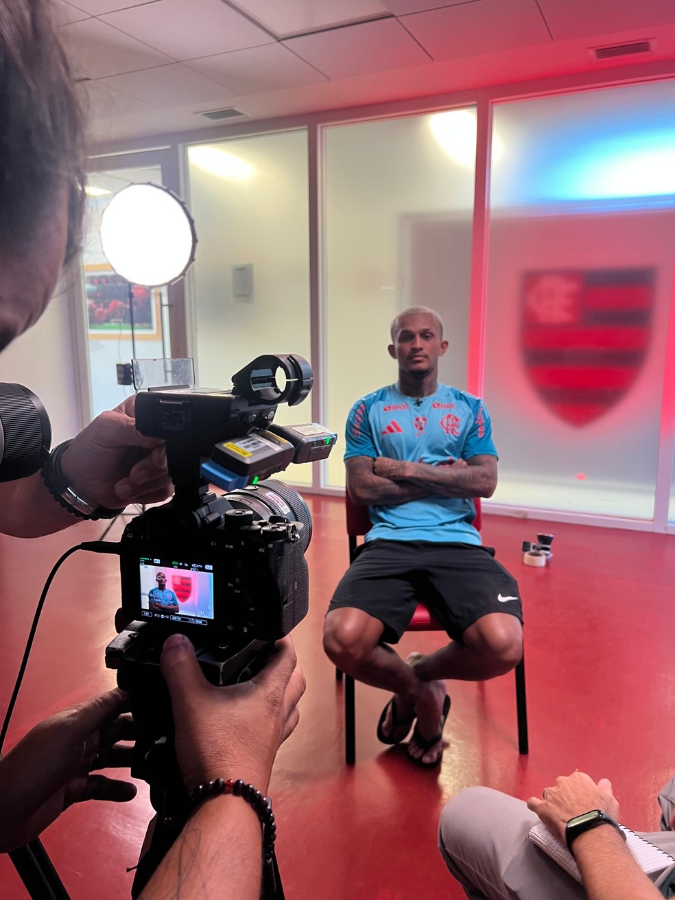 Wesley vê venda frustrada como virada de chave no Flamengo: "Ficar fez muito bem para mim"