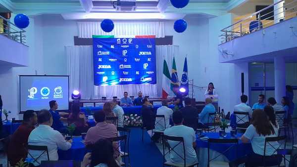 Cruzeiro revela equipe de futsal, estratégias até 2026 e plano no Brasileirão.