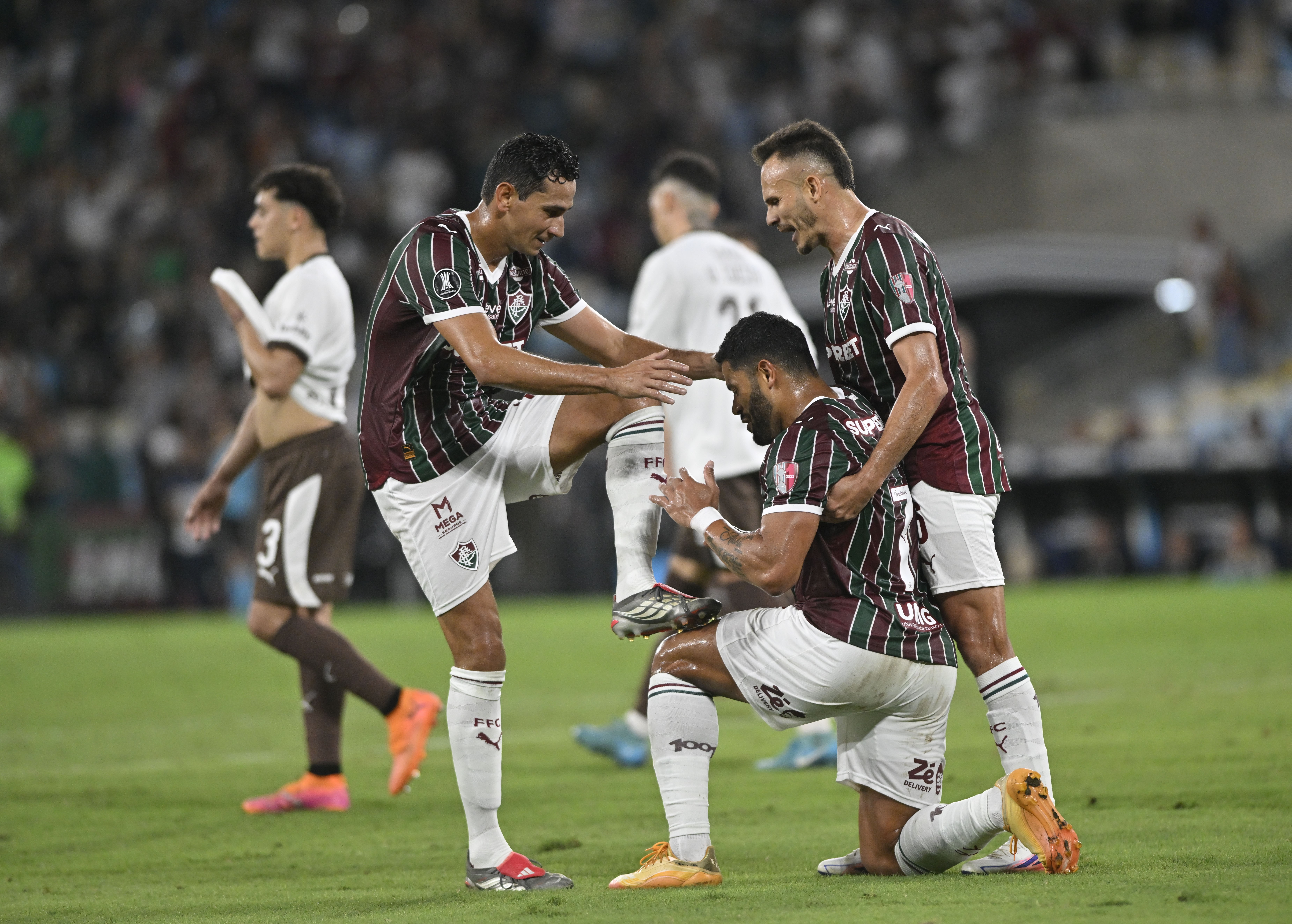Novo volante? Ganso muda posicionamento no Fluminense e consolida bom momento em decisão na Libertadores