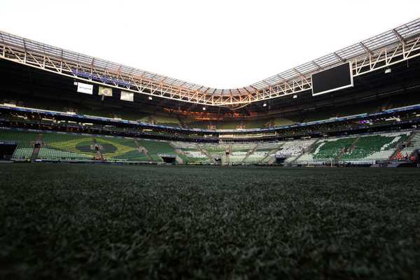 Transmissão, horário e escalações do jogo entre Palmeiras e Criciúma no Brasil.