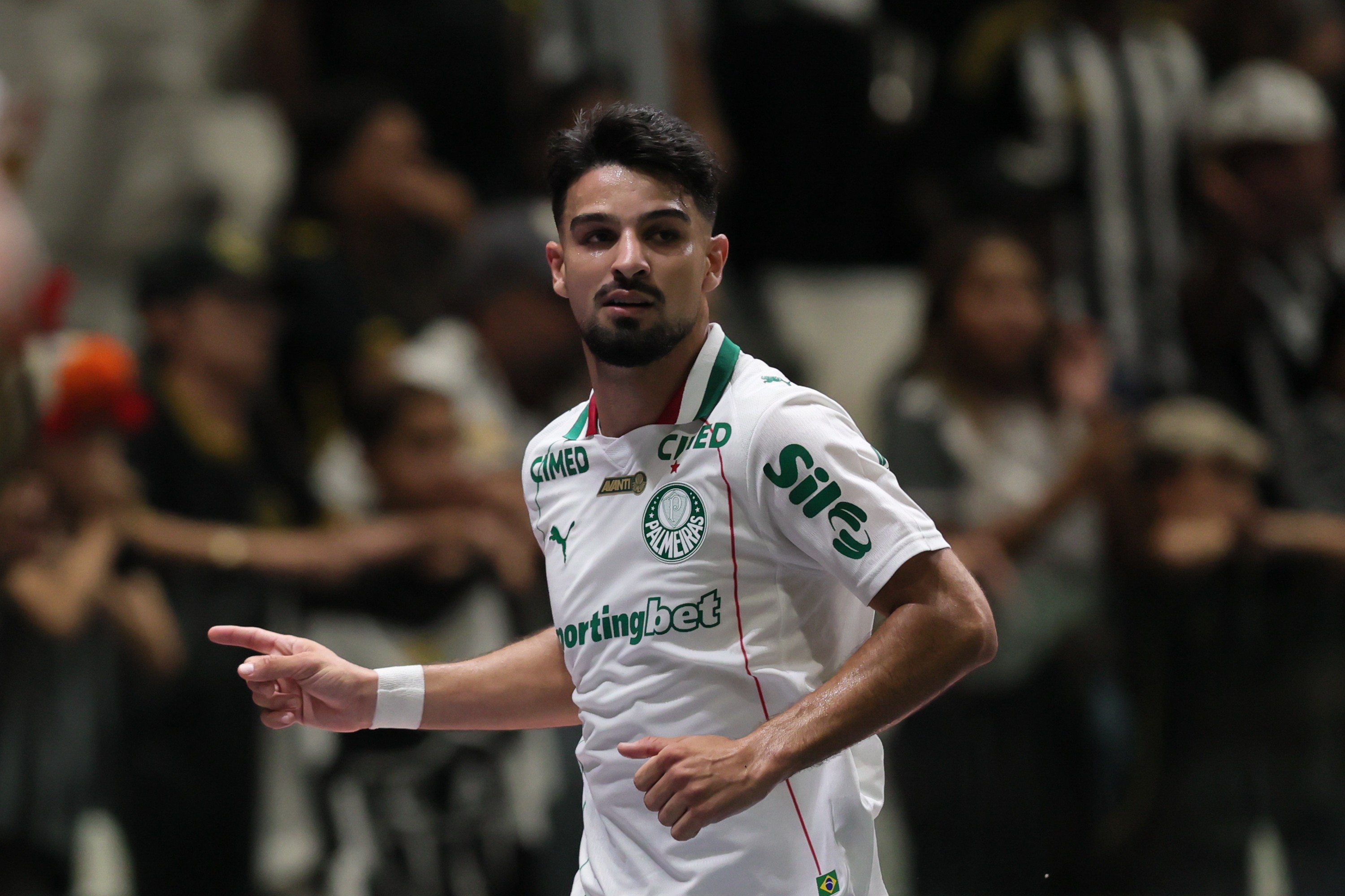 Flaco brilha no Palmeiras: mais gols do que jogos em 2026 e se destaca como protagonista