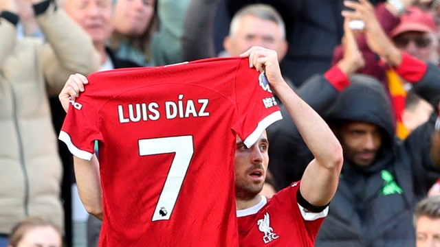 Jota comemora gol com homenagem a Daz, Liverpool x Nottingham Forest