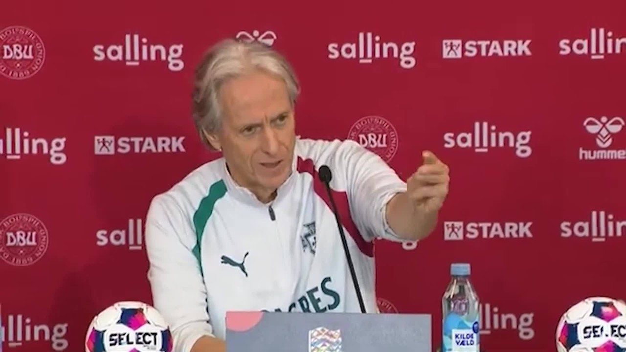 Web não perdoa atrito de Cristiano Ronaldo e Jorge Jesus; veja memes