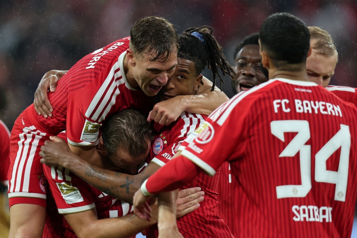 Olise marca, e Bayern abre a Bundesliga com goleada sobre o Stuttgart