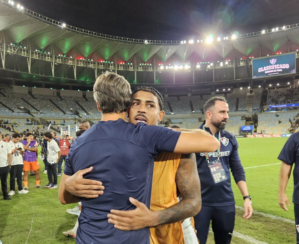 Fluminense avança às oitavas da Libertadores em noite de emoção no Maracanã