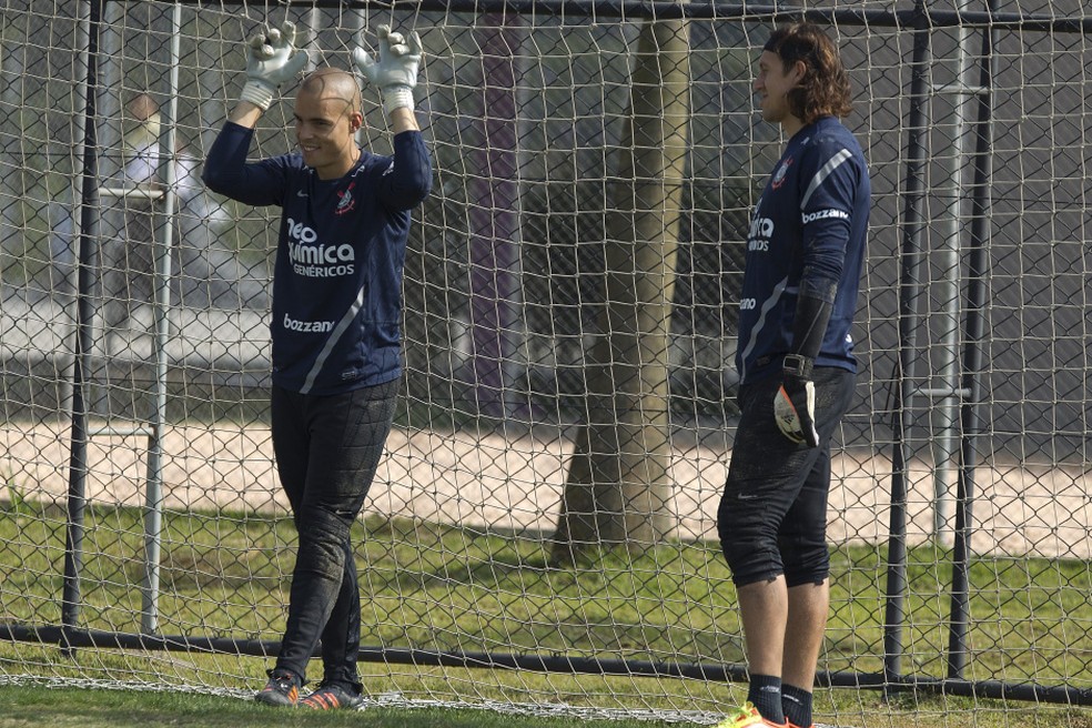 Júlio César e Cássio — Foto: Foto: Daniel Augusto Jr. / Agência Corinthians
