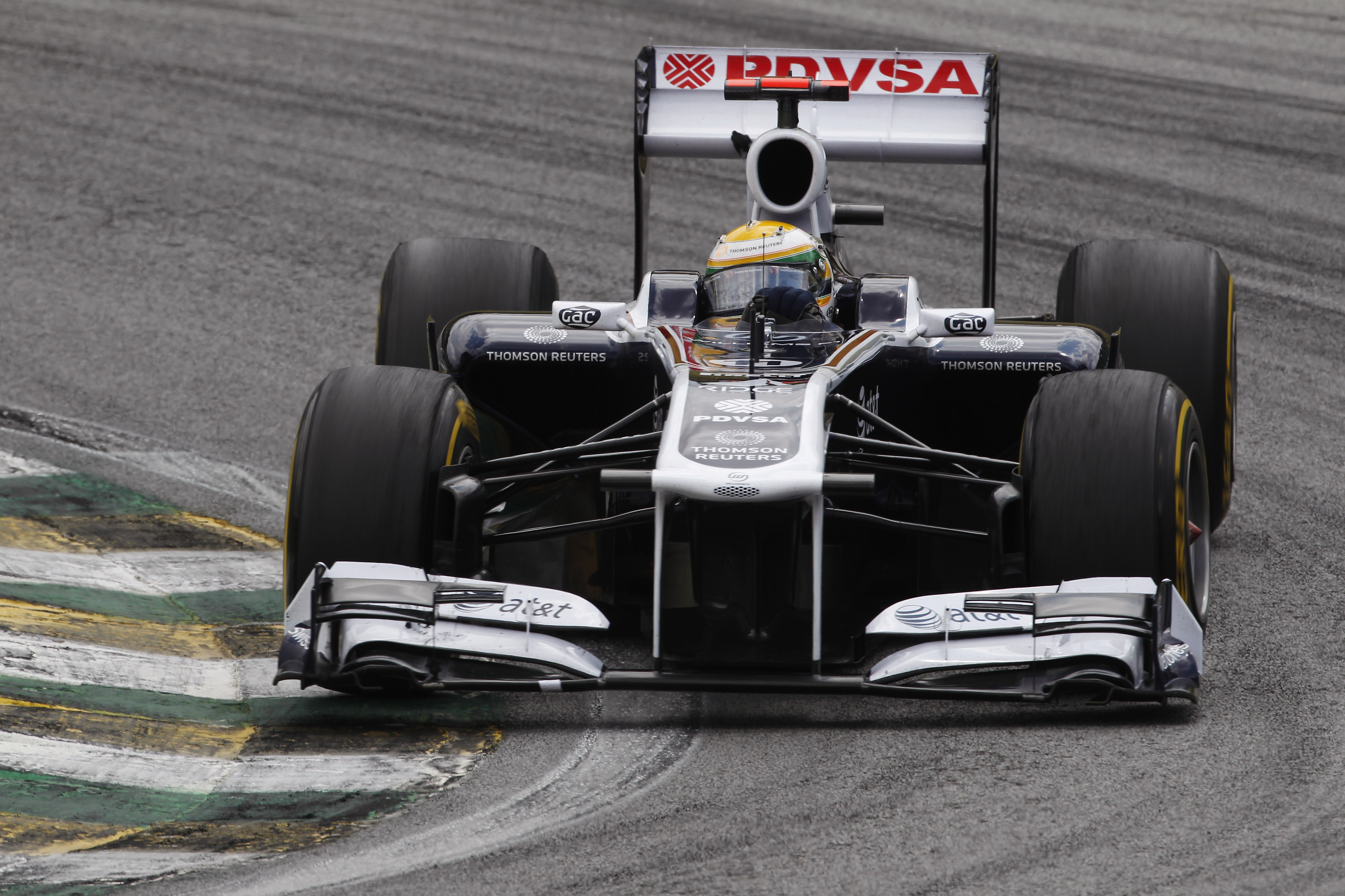 Rubens Barrichello vai pilotar Williams de 2011 antes do GP de São Paulo de F1