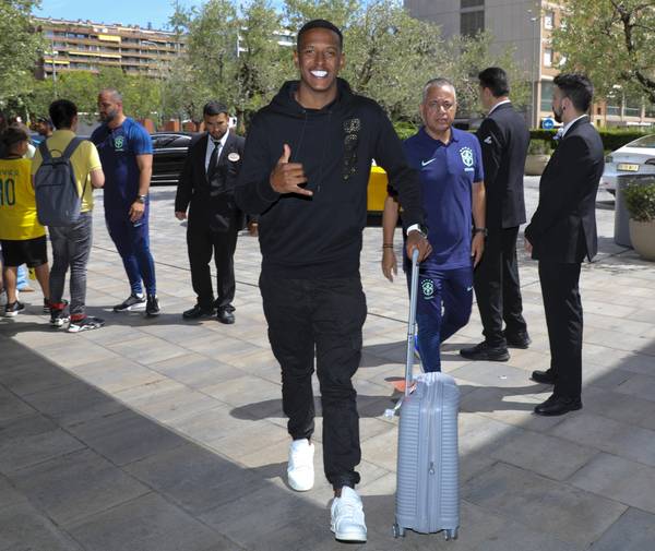 Corinthians só quer Robert Renan se tiver garantia de que ele fica pelo menos até o fim de 2024 | corinthians