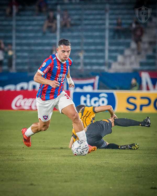 Reforço do Cruzeiro: Fabrizio Peralta se despede de time no Paraguai.