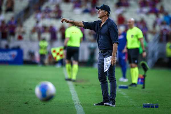 Grêmio apresenta postura elogiável apesar da derrota e foca na recuperação.