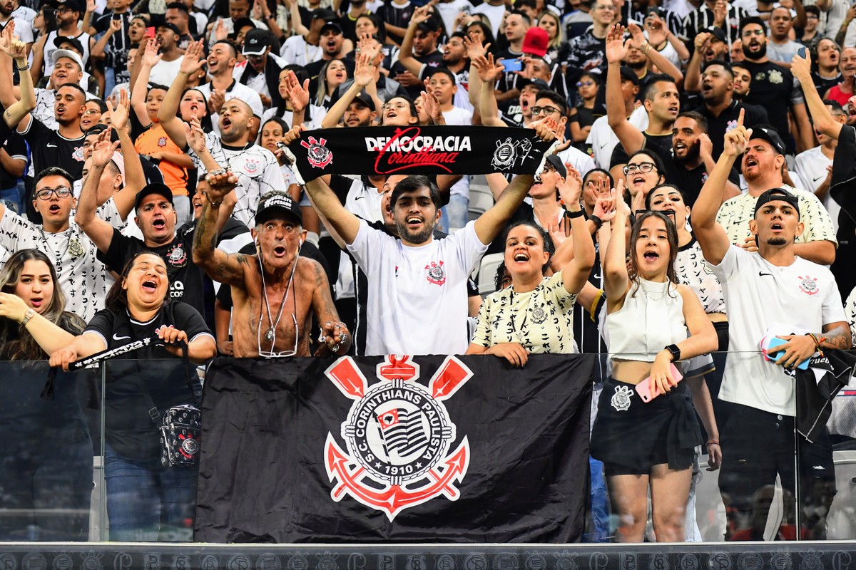 Torcedoras do Corinthians lançam campanha contra machismo no futebol - Rede  Brasil Atual