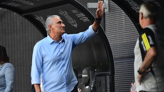 "Filho da p... não!": as reações de Tite na primeira vez contra o Corinthians em Itaquera