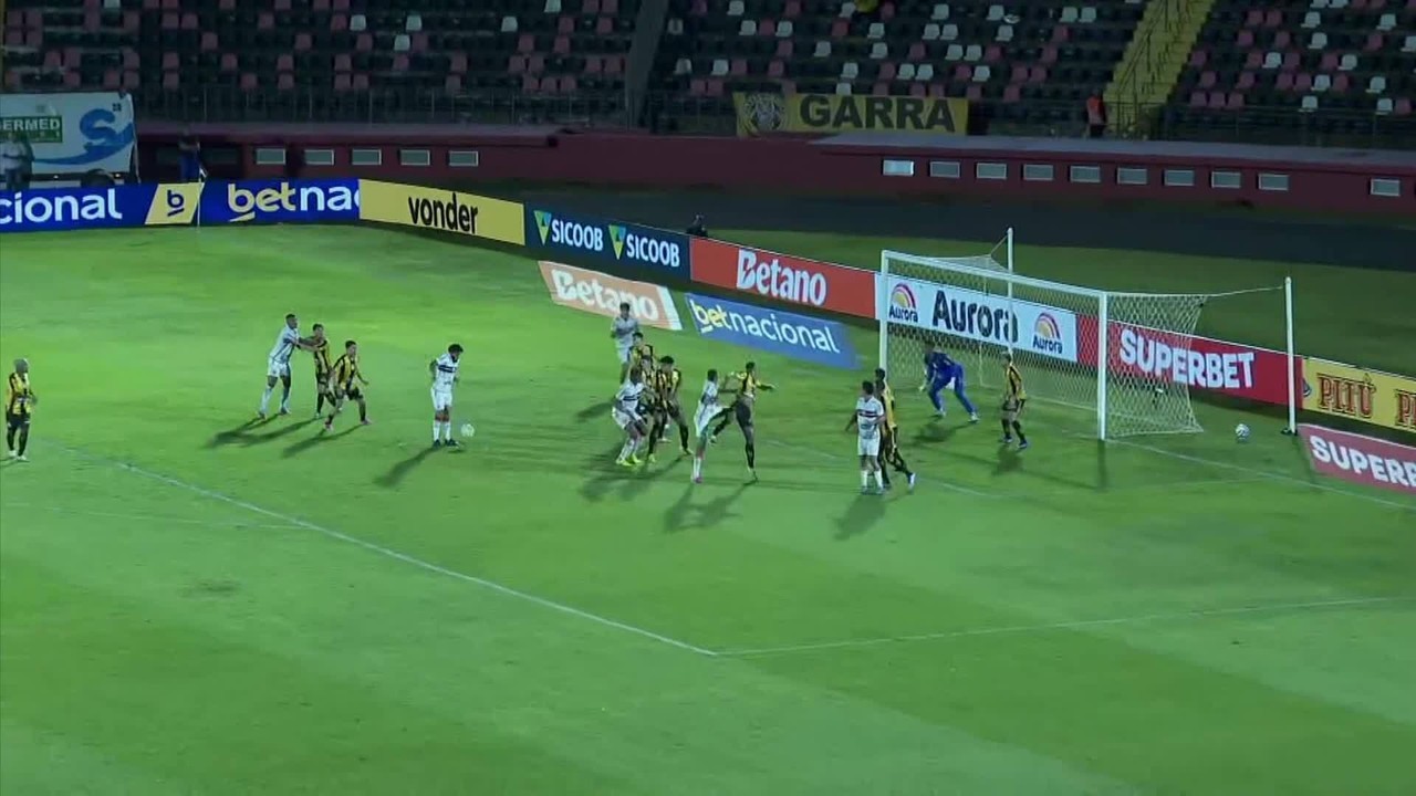 Botafogo-SP faz ação em jogo do sub-20 para conscientizar sobre violência contra mulheres