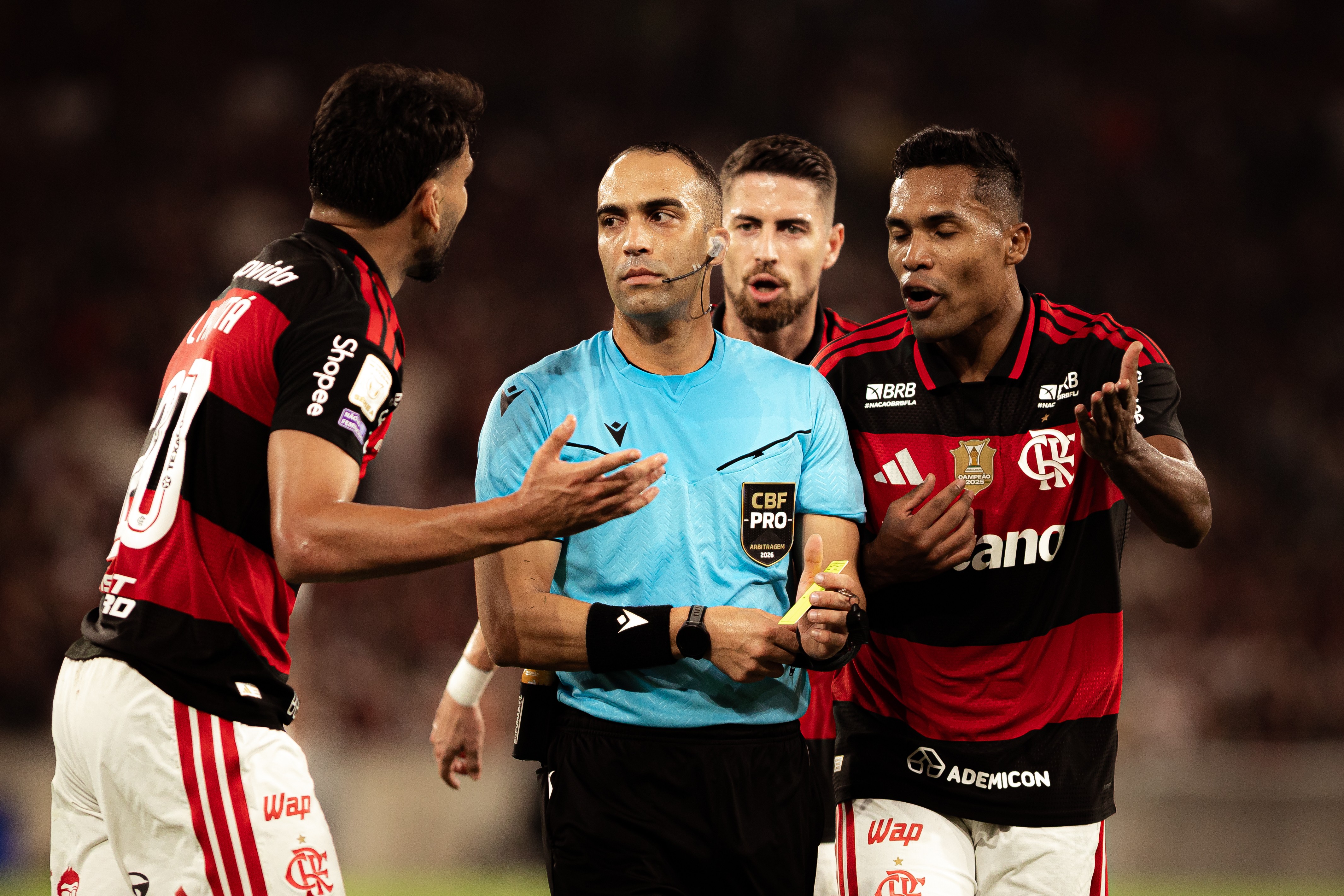 Em cinco meses, Flamengo tem mais expulsões do que todo o ano de 2025; veja casos