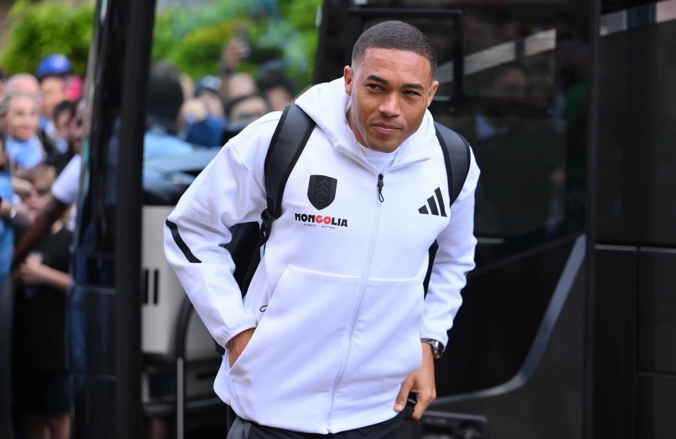 Último clube de Carlos Vinicius foi o Fulham, da Inglaterra — Foto: Fulham FC / Divulgação