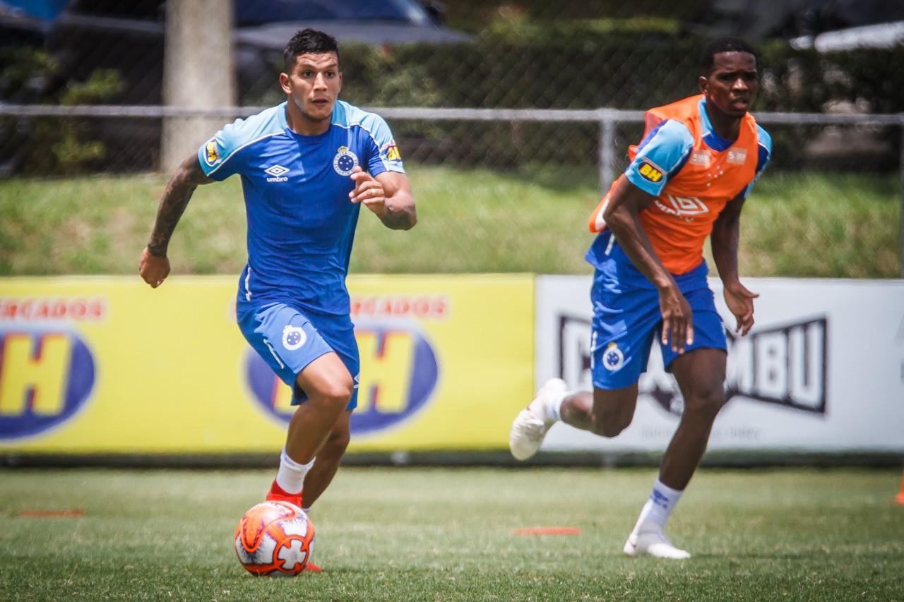 Cruzeiro considera oferta baixa e recusa proposta do Independiente por ...