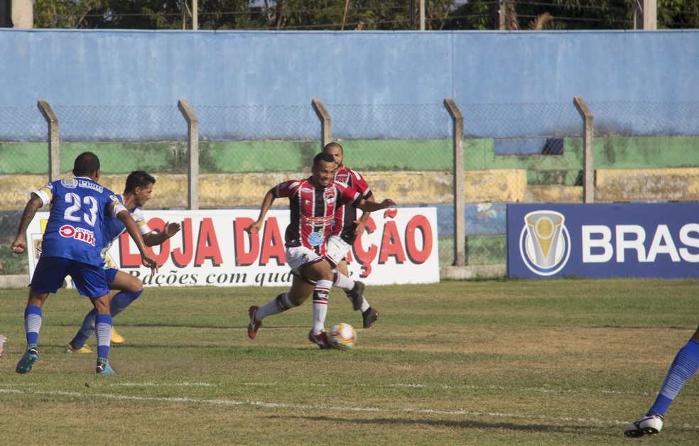 Altos-PI revela interesse em mandar jogos da série C na cidade de Floriano  - ROTA343