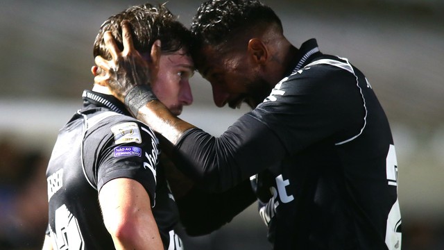 Rollheiser e Rodinei em Santos x Cruzeiro