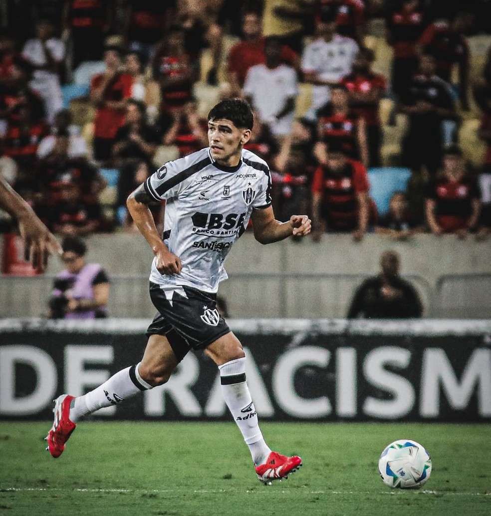 Lautaro Rivero em Flamengo x Central Córdoba — Foto: Reprodução/Instagram