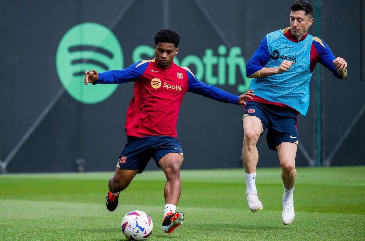 Palmeiras negocia contratação de promessa do Barcelona com passagem pelo Sub-17 da Espanha