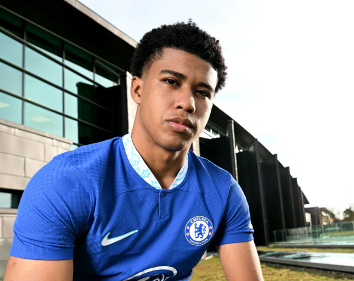 Andrey consegue liberação do Chelsea para se apresentar à Seleção sub ...