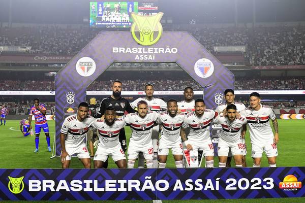 Análise: foco do São Paulo é no domingo, mas derrota de reservas liga sinal de alerta no Brasileirão