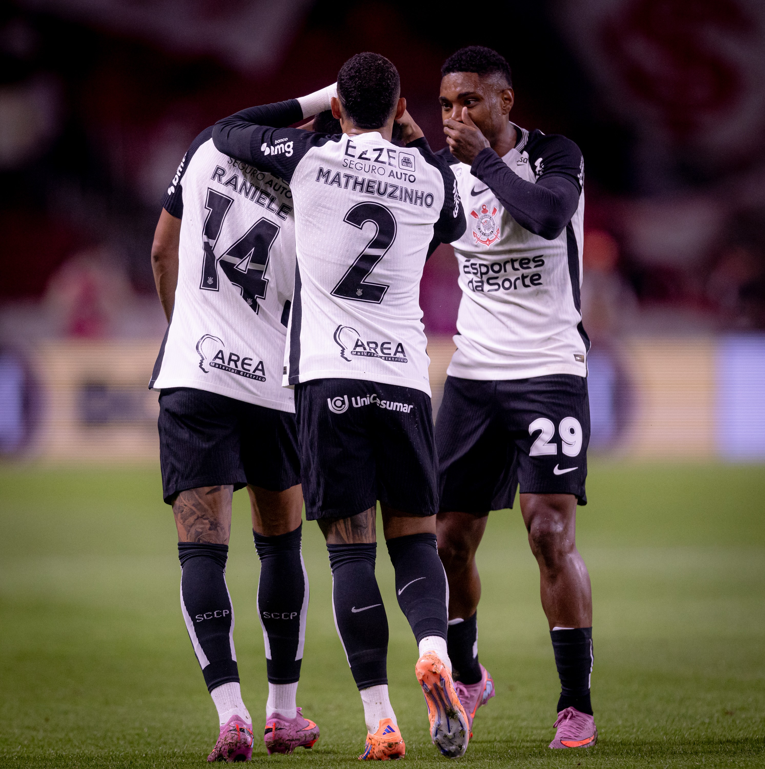 LESÕES SEM PARAR! Instabilidade marca escalações do Corinthians