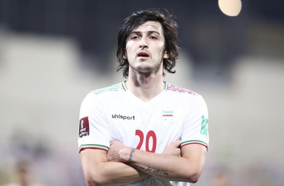 Jogador iraniano reclama de perguntas sobre protestos: Estamos aqui para  jogar futebol, Copa do Mundo