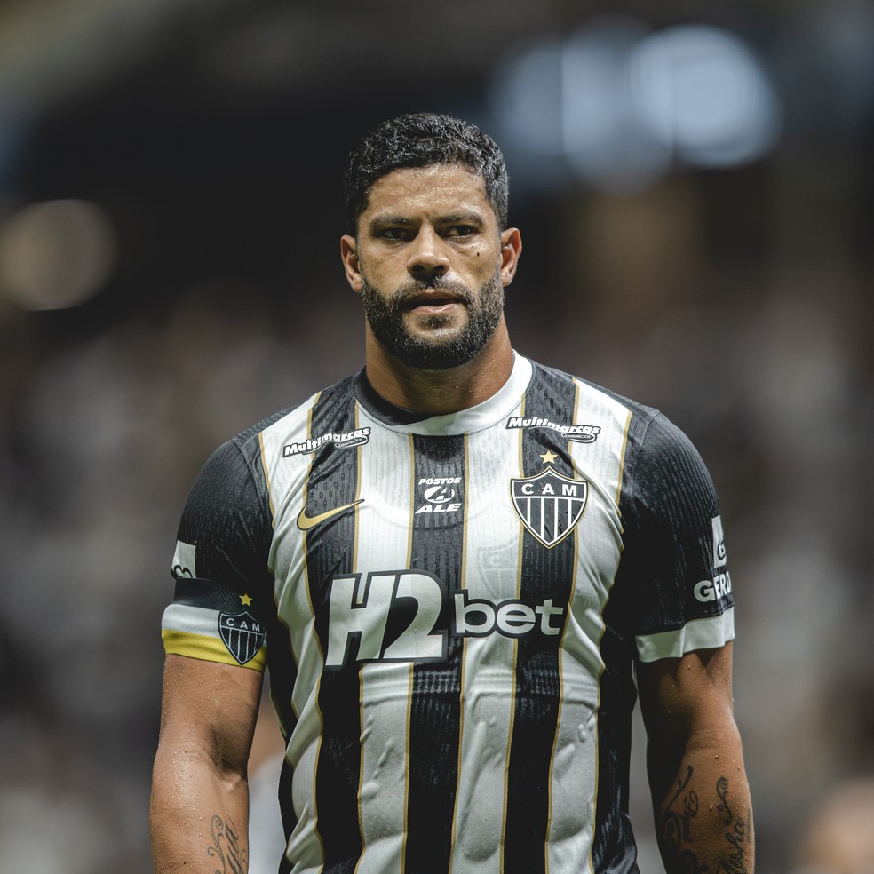 Fluminense retoma negociações com Hulk, do Atlético-MG