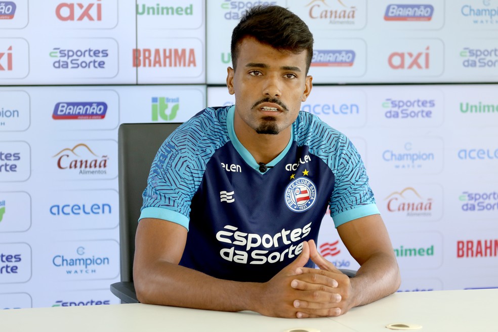 Vinícius Mingotti durante entrevista coletiva na Cidade Tricolor — Foto: Felipe Oliveira / EC Bahia