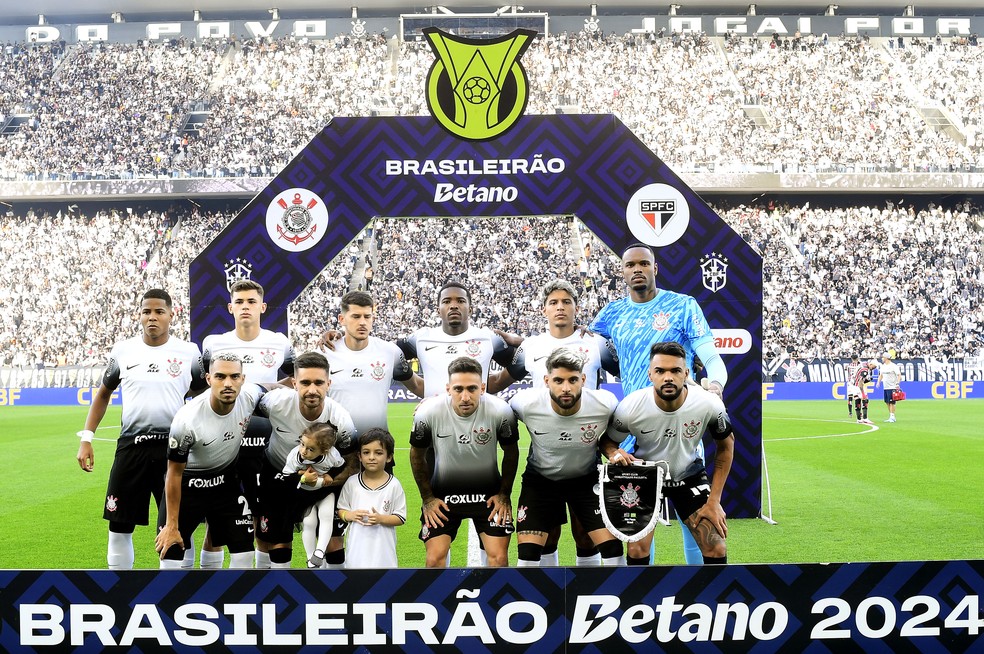 Corinthians contra o São Paulo pelo Brasileirão — Foto: Marcos Ribolli