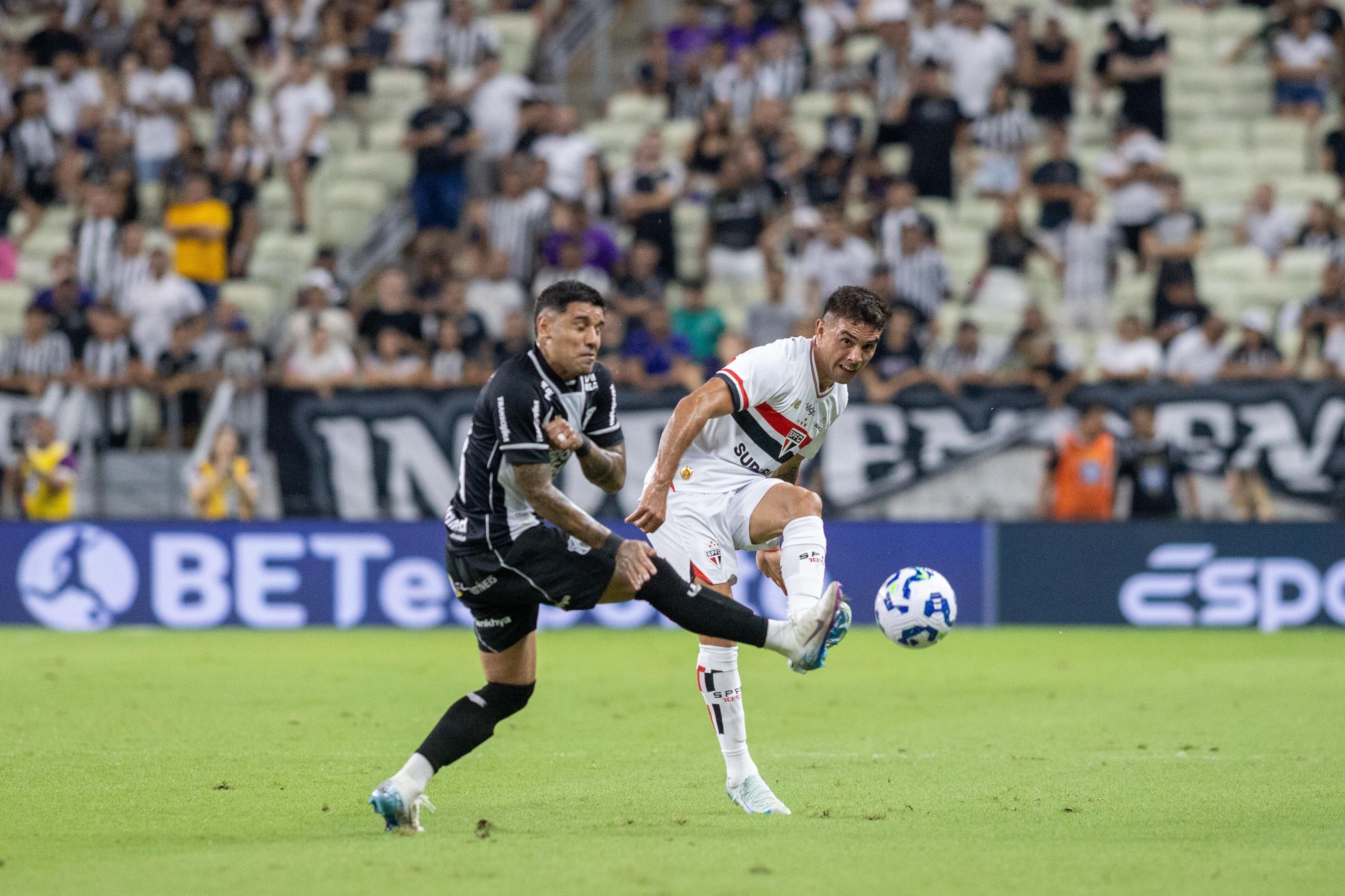 Enzo Díaz e Marcos Antônio ficam fora do São Paulo após terceiro cartão amarelo