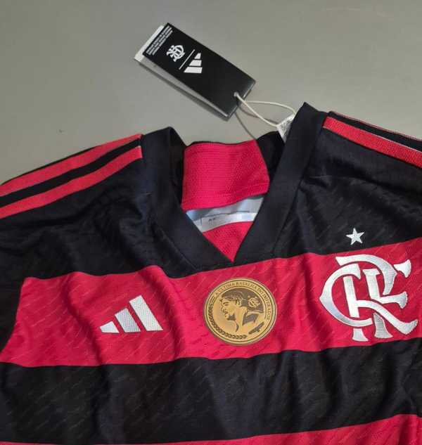 Detalhes da camisa de despedida de Adriano no Flamengo: veja agora!