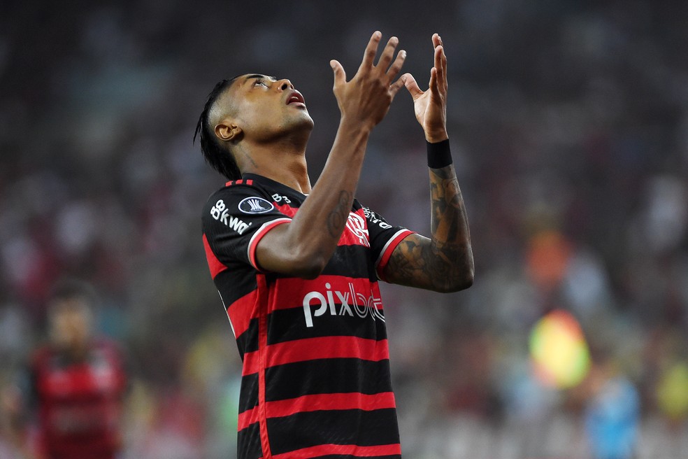Bruno Henrique em Flamengo x Peñarol — Foto: André Durão
