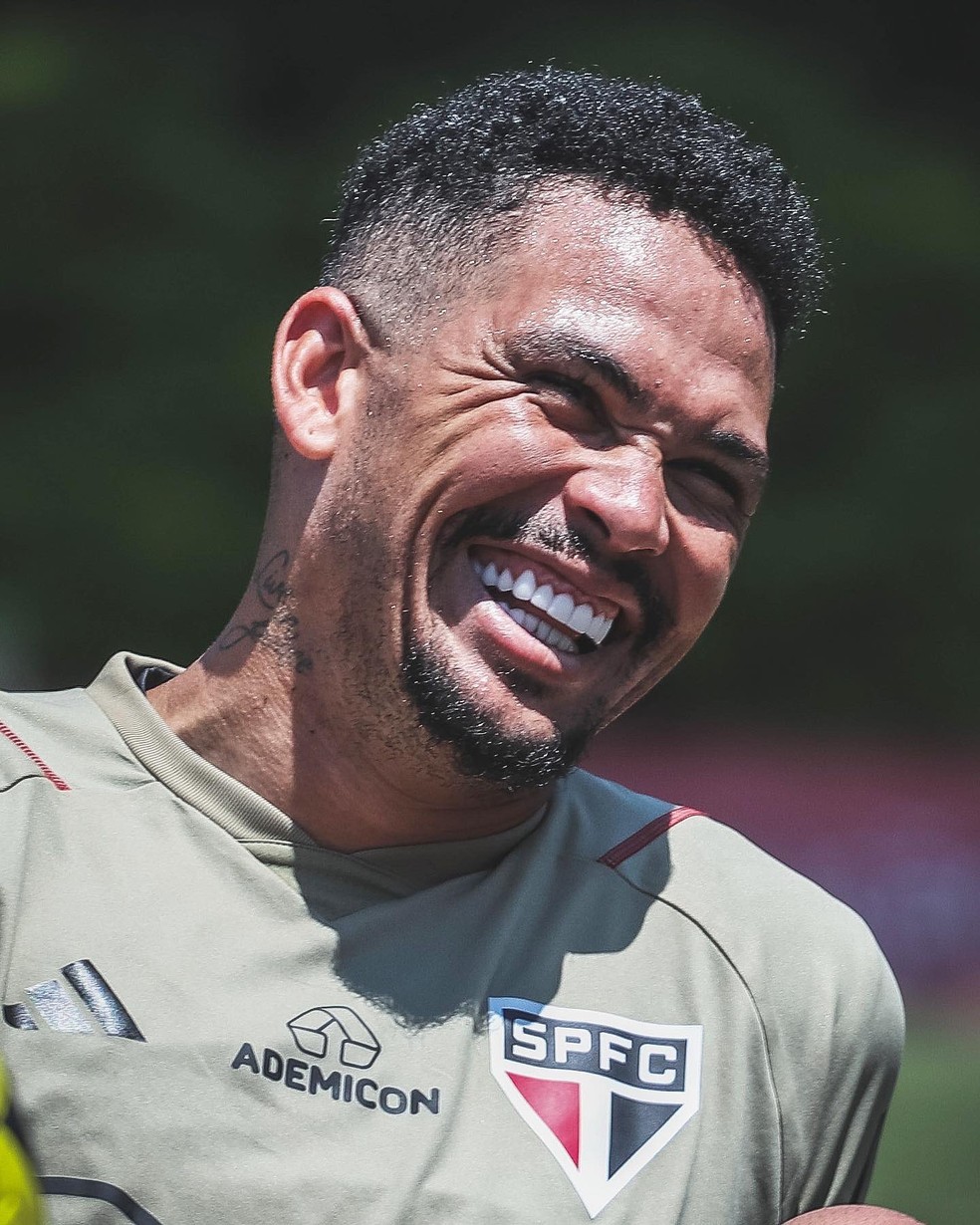Luciano em treino do São Paulo — Foto: Divulgação