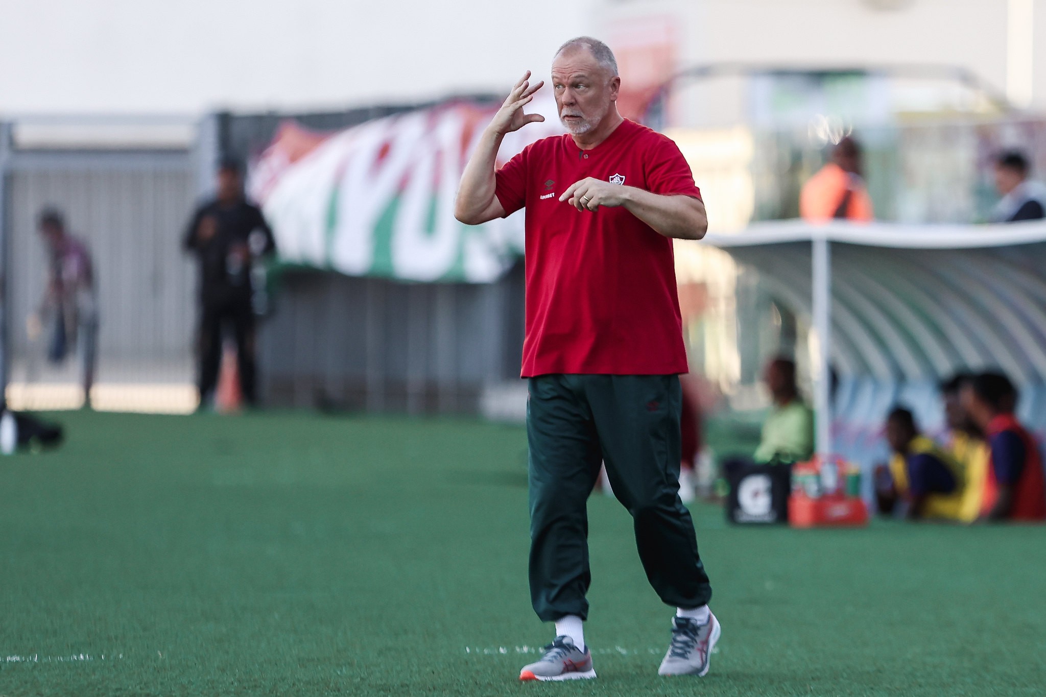 Mano Menezes analisa empate do Fluminense com o Madureira