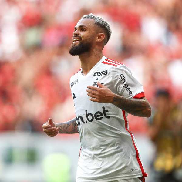 Destaque de Michael e Plata em estreia oficial dos titulares do Flamengo.