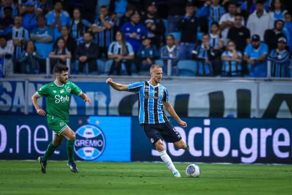 Preocupação do Grêmio aumenta com desempenho de Rodrigo Ely nos próximos jogos