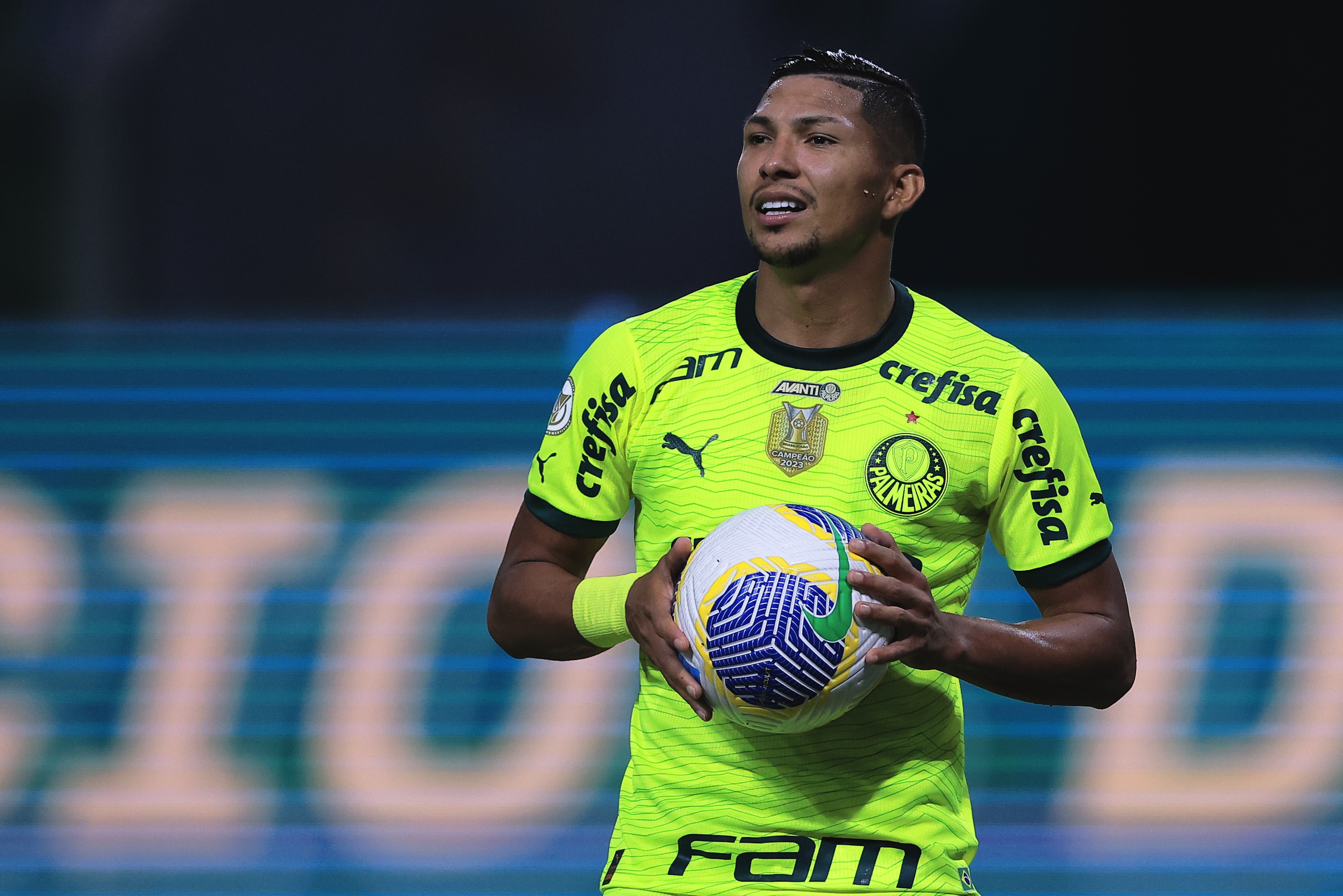 Fluminense encerra negociação por Rony, do Palmeiras