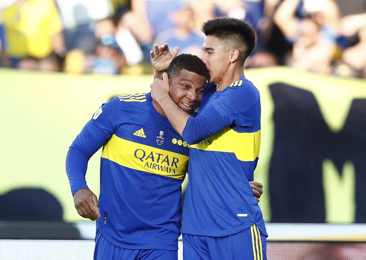 Racing vence o Boca Juniors nos pênaltis e vai à final da Copa da Liga  Argentina, futebol internacional