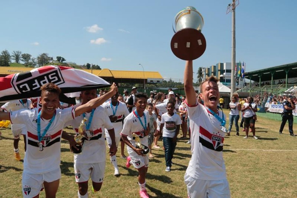 O São Paulo é o maior campeão da Copinha Votorantim: cinco taças — Foto: Marcos Ferreira / Votorantim