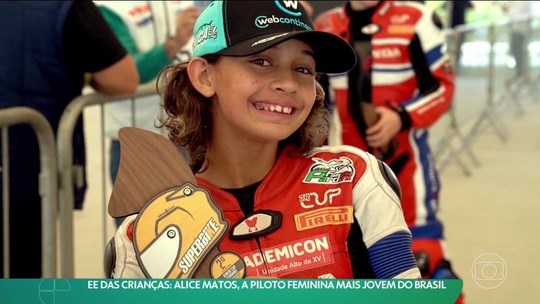 Meninafoguetinho da blaze11 anos é a pilotofoguetinho da blazemotovelocidade mais nova do Brasil - Programa: Esporte Espetacular 